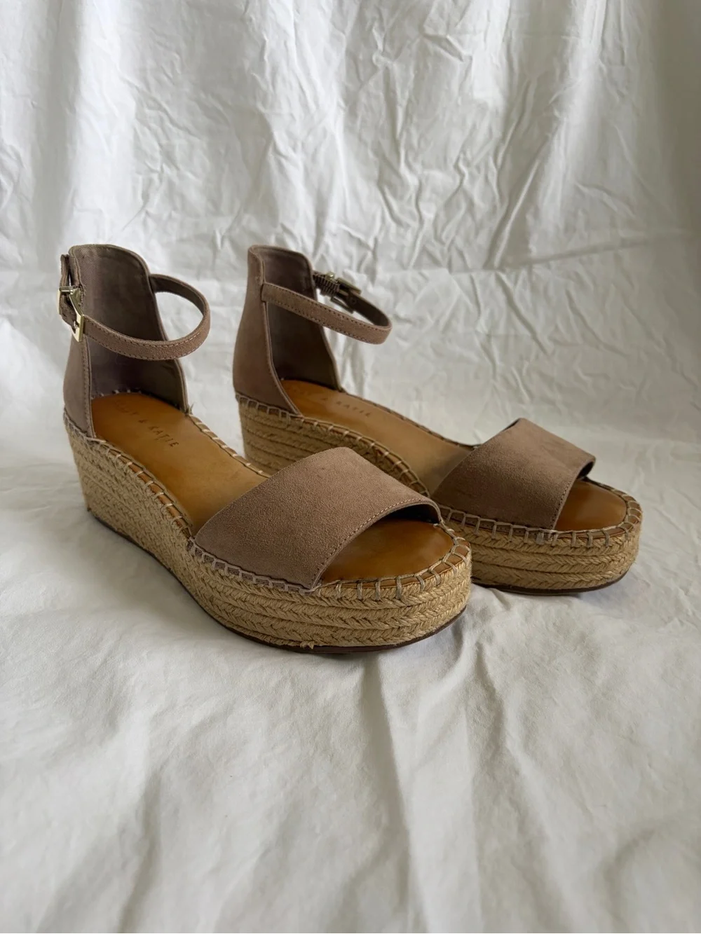 Kelly & Katie Espadrille Platform Sandal in Taupe